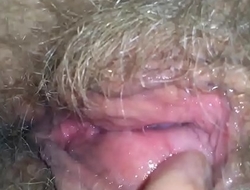 Super Closeup Eating Out her Mature Hairy Pussy