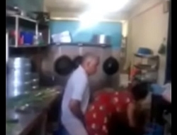 Srilankan chacha fucking his maid in kitchen quickly